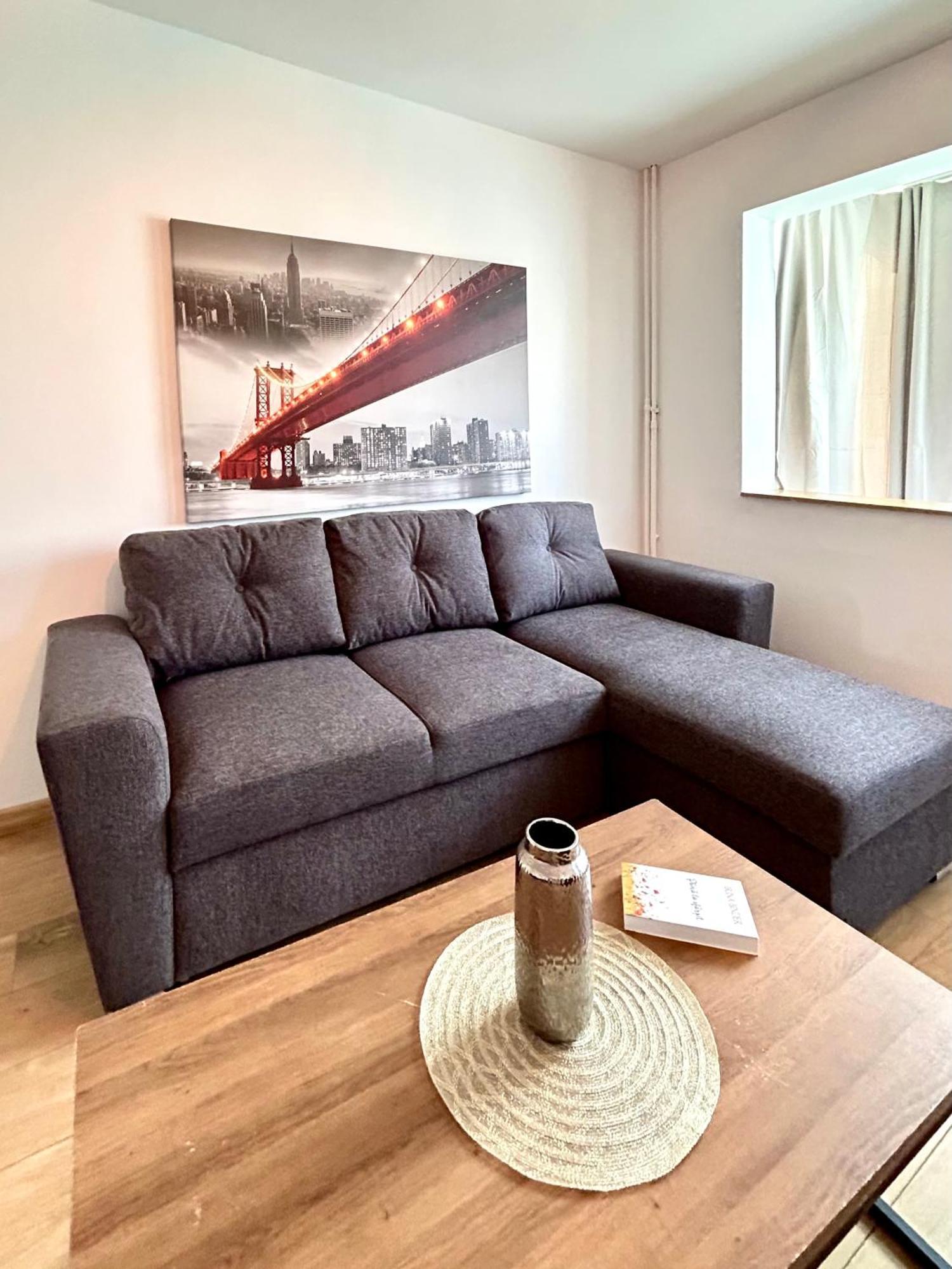 Chic Escape One - Free Parking Apartment Brasov Luaran gambar